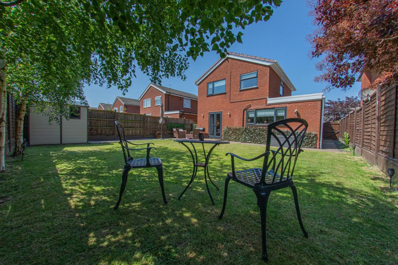 Styche View, Beautiful 4 Bedroom Home Available Market Drayton Exterior photo